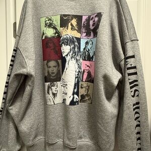 Taylor Swift Eras Tour Quarter Zip Fleece XL Gray $60
